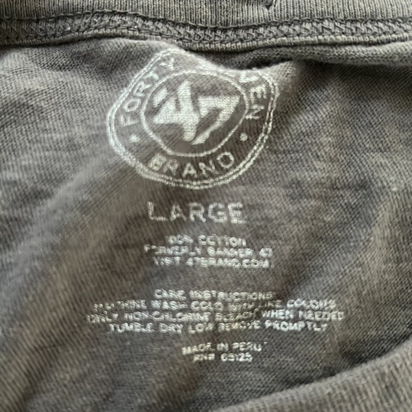 Retro Denver Broncos NFL Football Creweck Sports Tee Tshirt - Picture 5 of 5